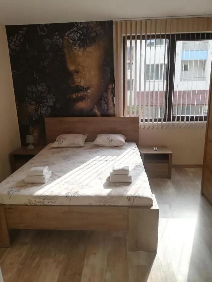 Apartment Batoevi سوزوبول 0*,  بلغاريا