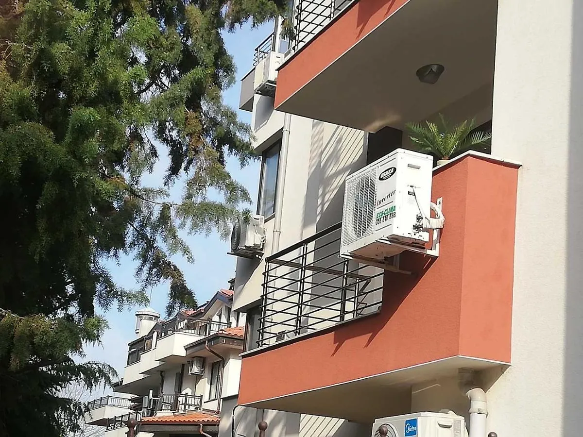 Apartment Batoevi سوزوبول