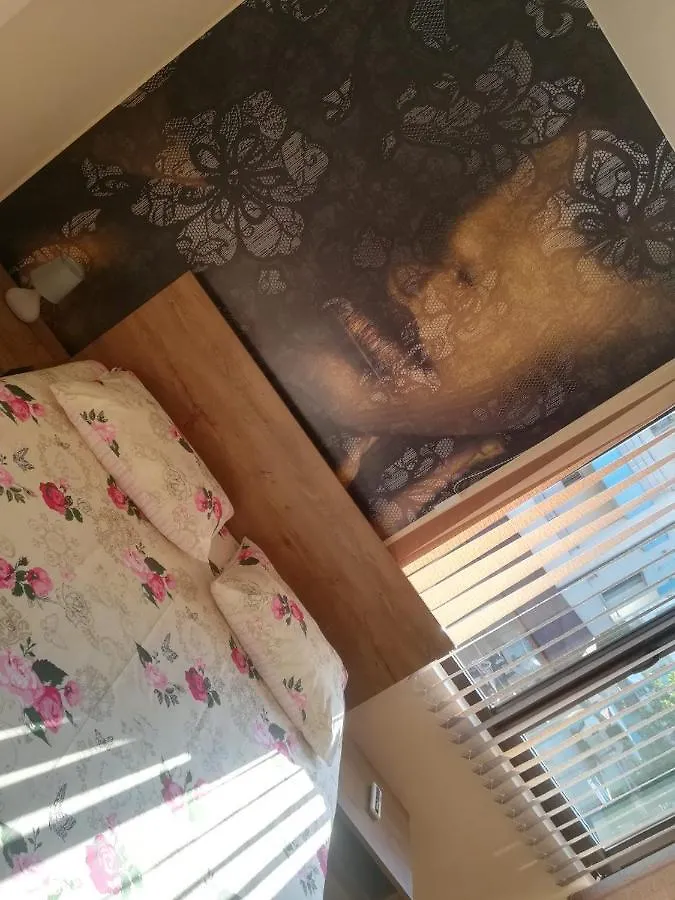 Apartment Batoevi سوزوبول