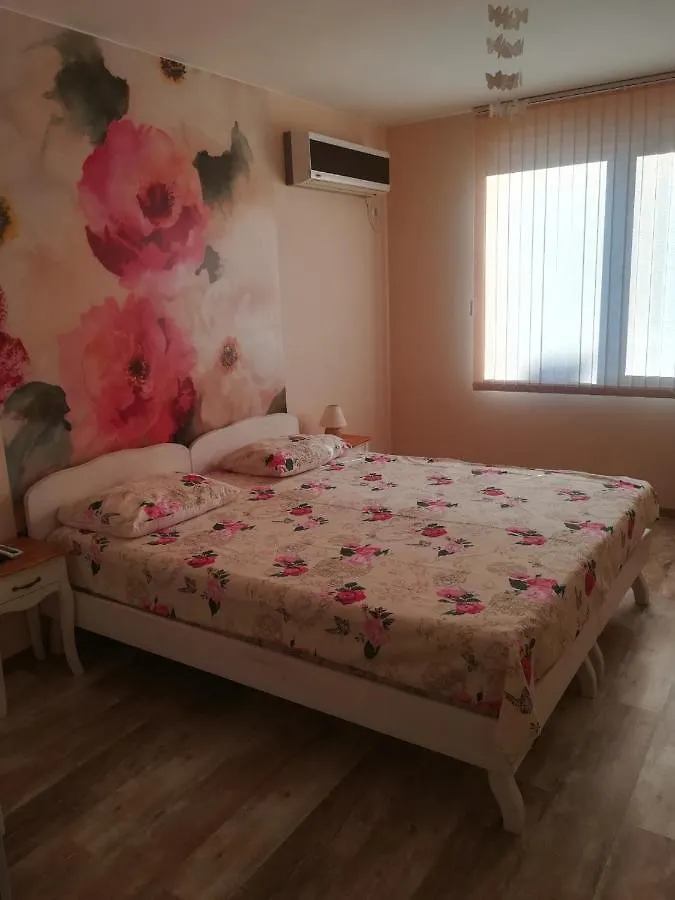 Apartment Batoevi سوزوبول 0*,  بلغاريا